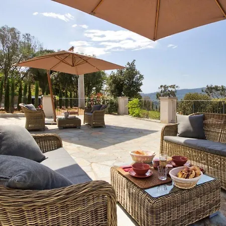 Calme Avec Piscine, Terrasse Et Jardin - 6 Couchages, - Fr-1-61-531 Apartmán Ajaccio (Corsica)
