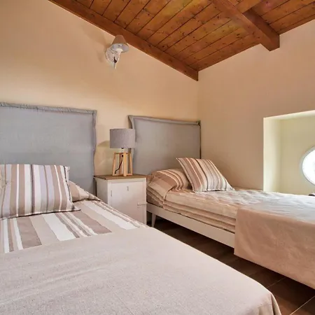 Calme Avec Piscine, Terrasse Et Jardin - 6 Couchages, - Fr-1-61-531 Ajaccio (Corsica)